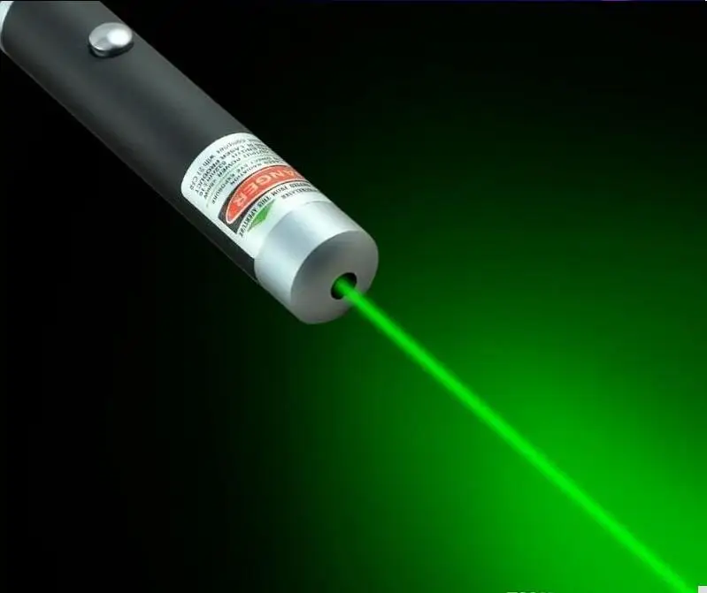 Powerful Military 5mW 10W 532nm Green Red light Laser Pen Beam Laser Pointer Pen For Mounting Night 1000m Hunting teaching Xmas
Powerful Military 5mW 10W 532nm Green Red light Laser Pen Beam Laser Pointer Pen For Mounting Night 1000m Hunting teaching Xmas