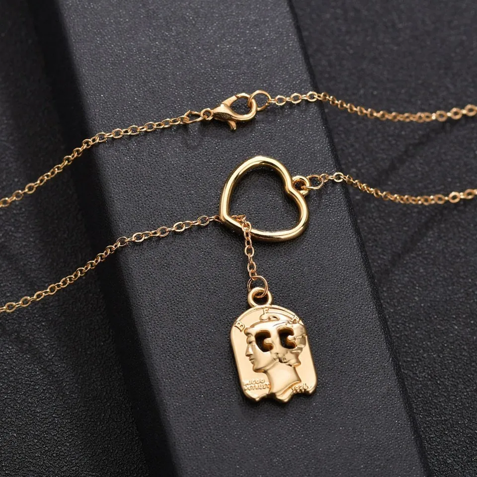 Trendy Geometric Human Avatar Women Pendant Necklace Jewelry For Women Unique High Quality Fashion Necklace Chain
Trendy Geometric Human Avatar Women Pendant Necklace Jewelry For Women Unique High Quality Fashion Necklace Chain