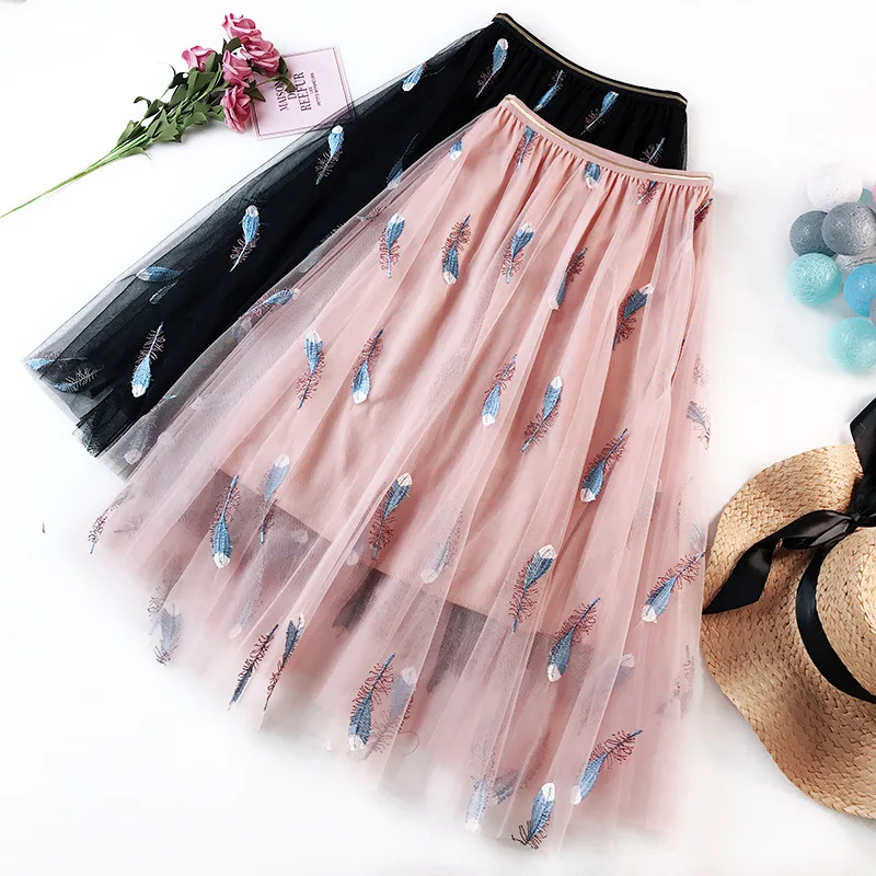 Women High Waist lace 3D Embroidery Feather Mesh Pleated Skirt Girl Fairy A-line Long Tulle casual loose tutu Skirt 2019 New
Women High Waist lace 3D Embroidery Feather Mesh Pleated Skirt Girl Fairy A-line Long Tulle casual loose tutu Skirt 2019 New