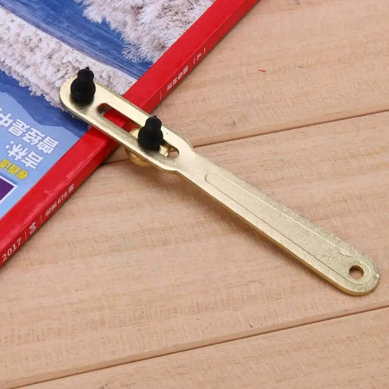 2019 New Brand Watch Repair Tool Kit Watch Tools Opening Remover Back Case Cover Wrench Tool horloge gereedschap
2019 New Brand Watch Repair Tool Kit Watch Tools Opening Remover Back Case Cover Wrench Tool horloge gereedschap