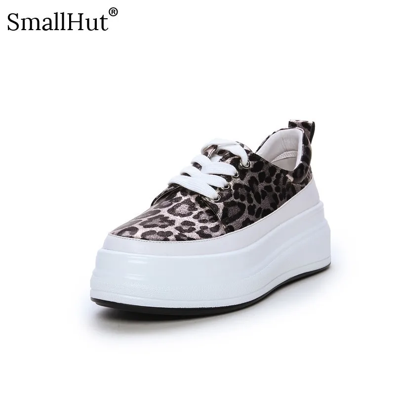 Women Sneaker Genuine Leather Platform Spring Autumn Fashion Gold Round Toe Leoprd Grain Ladies Cross-tied Flat With Shoes E003
Women Sneaker Genuine Leather Platform Spring Autumn Fashion Gold Round Toe Leoprd Grain Ladies Cross-tied Flat With Shoes E003
