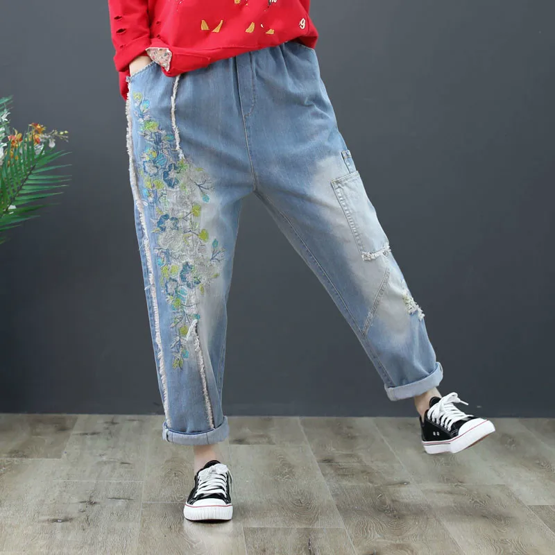 Spring Woman Pants Feminino Jeans For Women Fashion Loose Denim High Waist Vintage Floral Embroidered Calf-Length Pant
Spring Woman Pants Feminino Jeans For Women Fashion Loose Denim High Waist Vintage Floral Embroidered Calf-Length Pant