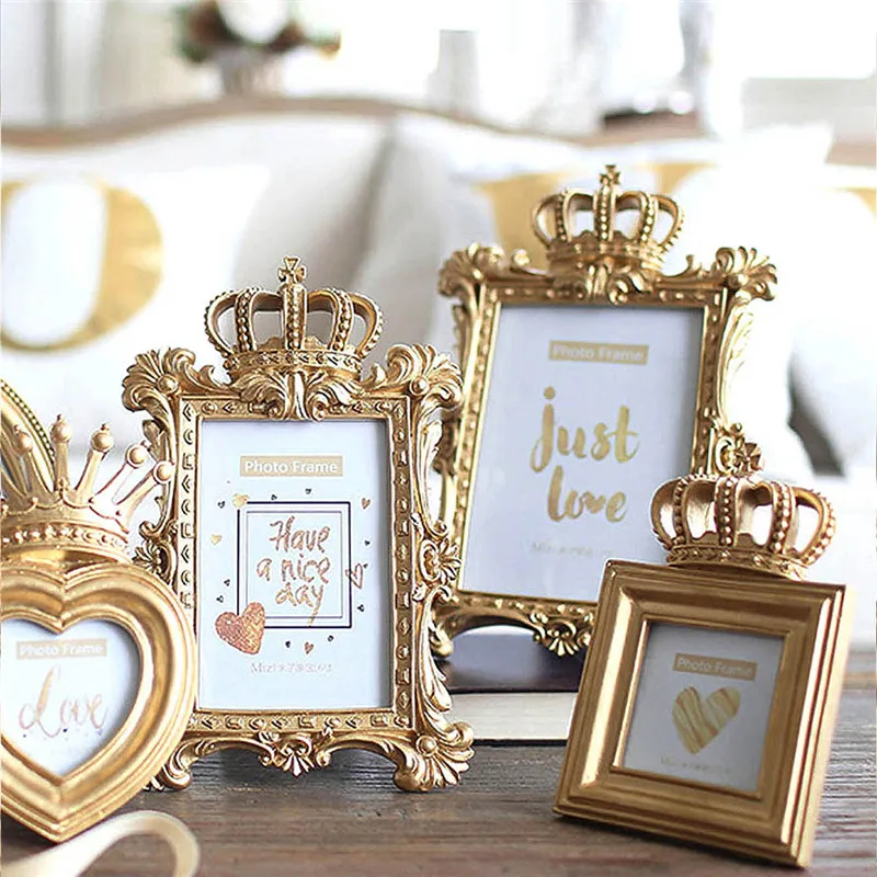 European Crown Photo Frame Wedding Combination Resin Golden photo Frame Set Up Various Shapes Heart Shape Round Rectangle Gift
European Crown Photo Frame Wedding Combination Resin Golden photo Frame Set Up Various Shapes Heart Shape Round Rectangle Gift