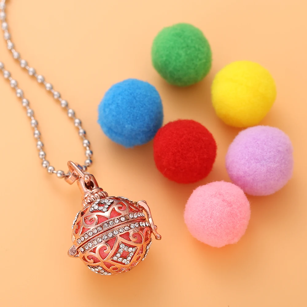 Aromatherapy Rhinestone Rose Gold Pendant & Locket Jewelry DIY Necklace Essential Oil Aromatherapy Diffuser Locket with Pads
Aromatherapy Rhinestone Rose Gold Pendant & Locket Jewelry DIY Necklace Essential Oil Aromatherapy Diffuser Locket with Pads