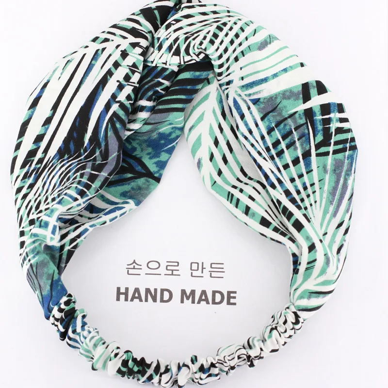 Fashion New Arrival Summer Tree Leaf Print Deep Green Headbands Cross Fabric Wide Edge Knotted Hair Hoop Hairbands
Fashion New Arrival Summer Tree Leaf Print Deep Green Headbands Cross Fabric Wide Edge Knotted Hair Hoop Hairbands
