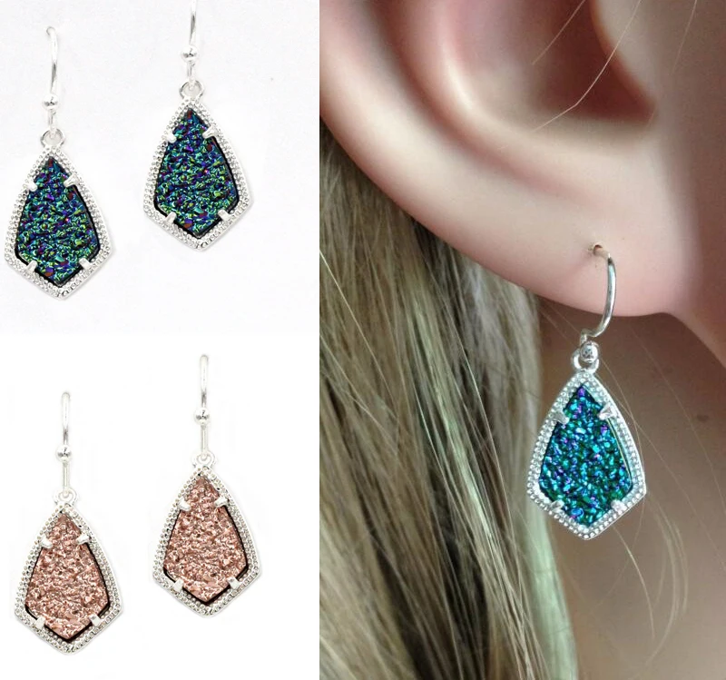 Fashion Earrings for Women 2017 Silver Plated Geometric Resin Druzy Drop Earrings Small Cute Gem Earring
Fashion Earrings for Women 2017 Silver Plated Geometric Resin Druzy Drop Earrings Small Cute Gem Earring