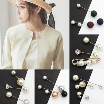 Simple Fixed Strap Sweater Brooch 3/5pcs New Charm Crystal Women Ladies Pearl Clip Chain Fashion Cardigan Safety Pin Suit
Simple Fixed Strap Sweater Brooch 3/5pcs New Charm Crystal Women Ladies Pearl Clip Chain Fashion Cardigan Safety Pin Suit