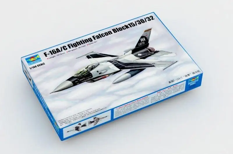 Trumpeter 1/144 03911 30/32/C боевой Falcon Block 15/ | Игрушки и хобби