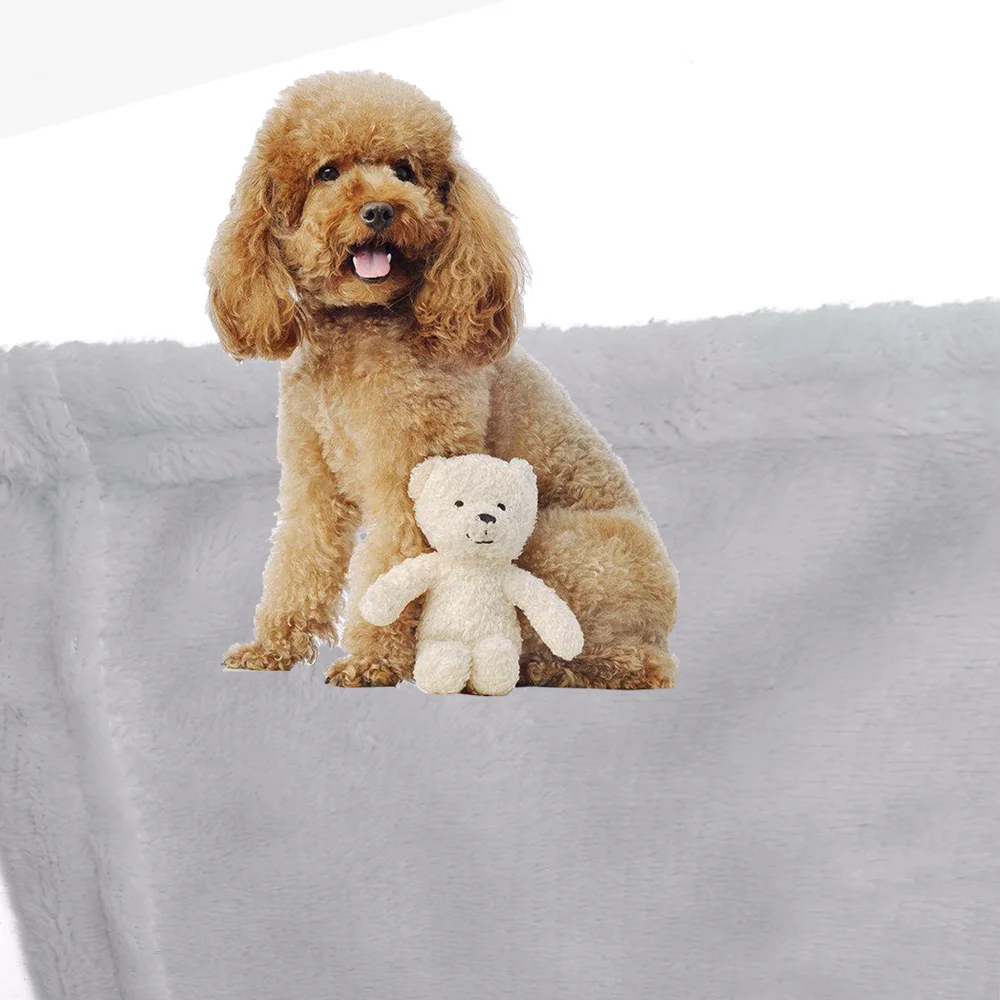 50 x 70cm Pet Blanket Kinds of Colors Throw Soft Plush Fleece Blanket Warm Sofa Home Bed Home Textile
50 x 70cm Pet Blanket Kinds of Colors Throw Soft Plush Fleece Blanket Warm Sofa Home Bed Home Textile