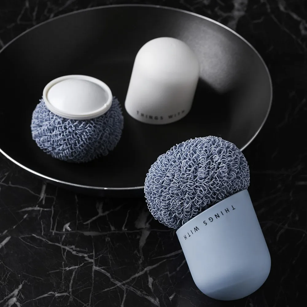 Kitchen Tools 2019 New Hot Sale Nordic Style Fine Polyester Material Cleaning Ball With Handle Cleaning Brush Not Hurt The Hand
Kitchen Tools 2019 New Hot Sale Nordic Style Fine Polyester Material Cleaning Ball With Handle Cleaning Brush Not Hurt The Hand