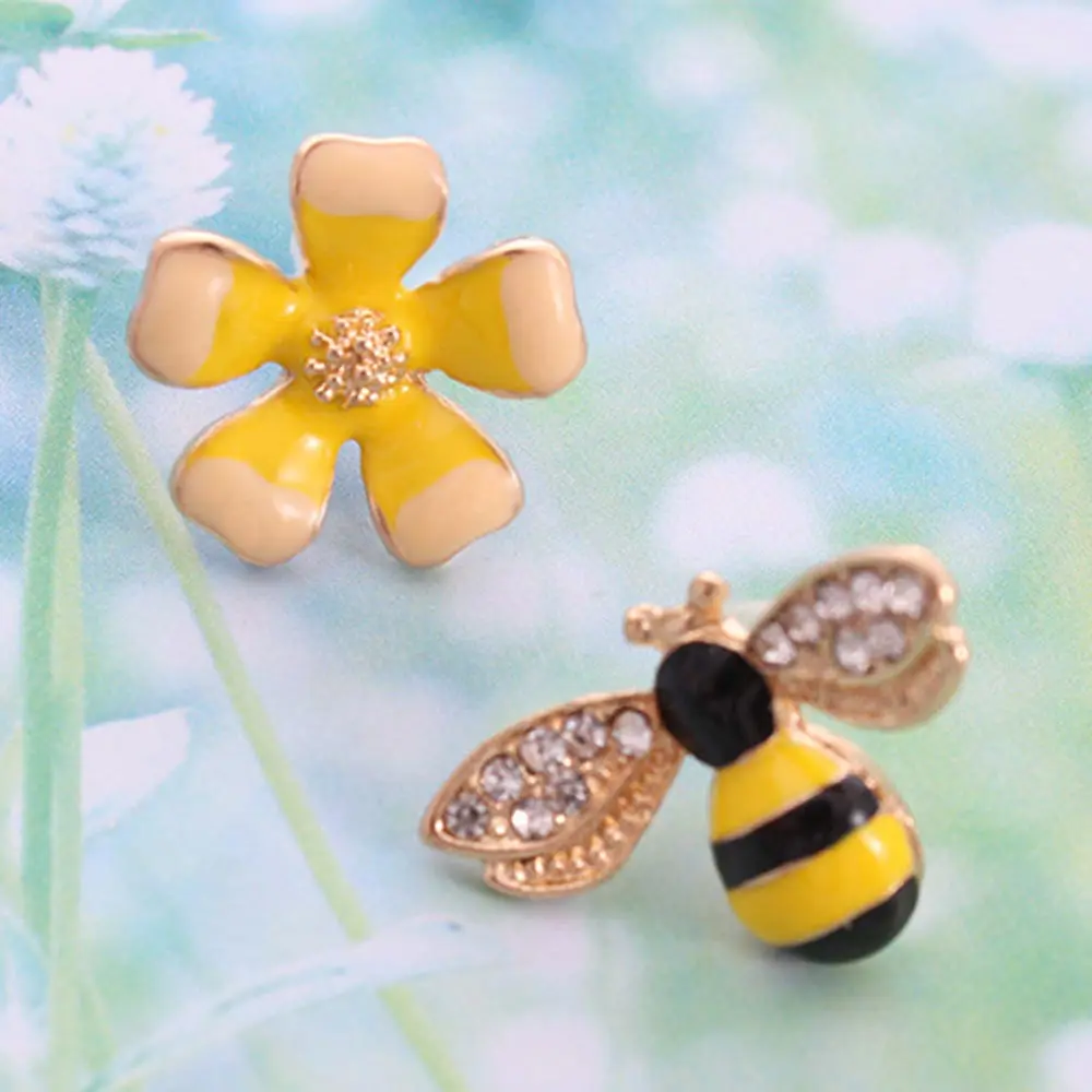 HPXmas Yellow black Flower and Bees cute Asymmetric Earrings for Women Ladies Gift Jewelry C24
HPXmas Yellow black Flower and Bees cute Asymmetric Earrings for Women Ladies Gift Jewelry C24