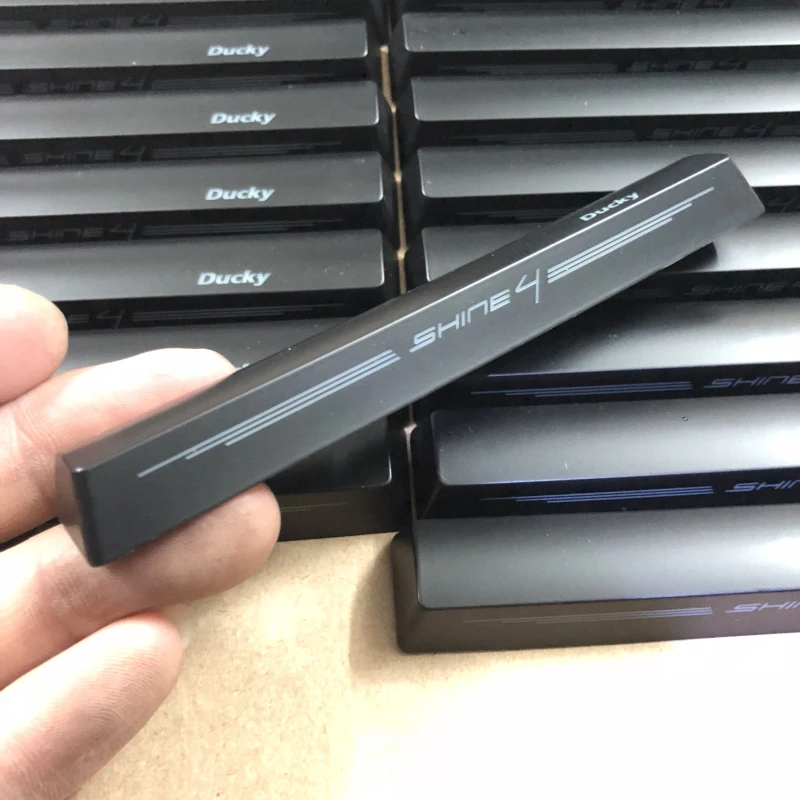 1pc original Mechanical keyboard Backlit Space key cap for Ducky 9008 Shine 4 2014 Year Of The Horse Limit Edition
1pc original Mechanical keyboard Backlit Space key cap for Ducky 9008 Shine 4 2014 Year Of The Horse Limit Edition