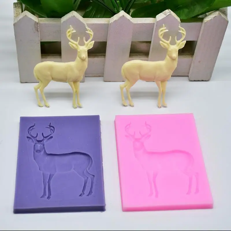Christmas Deer Decorative Biscuit Shape Food Grade Silicone For Cake Decor Mold Tool Ultra Light Clay Ceramic Clay Aromatherapy
Christmas Deer Decorative Biscuit Shape Food Grade Silicone For Cake Decor Mold Tool Ultra Light Clay Ceramic Clay Aromatherapy