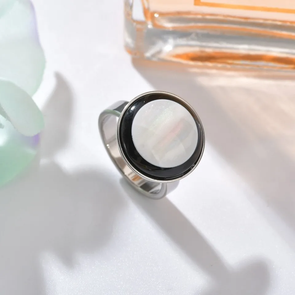 Trendy Silver Color Ring For Men Women Black Circle Stainless Steel Rings High Quality Wedding Rings For Women Jewelry Gifts
Trendy Silver Color Ring For Men Women Black Circle Stainless Steel Rings High Quality Wedding Rings For Women Jewelry Gifts