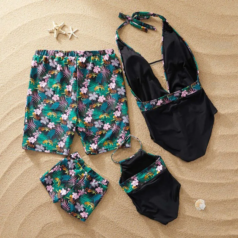 Women Girl Hot Spring Swimsuits Summer Father Son Beach Shorts Mommy And Me One Piece Family Look Mother Daughter Swimwear
Women Girl Hot Spring Swimsuits Summer Father Son Beach Shorts Mommy And Me One Piece Family Look Mother Daughter Swimwear