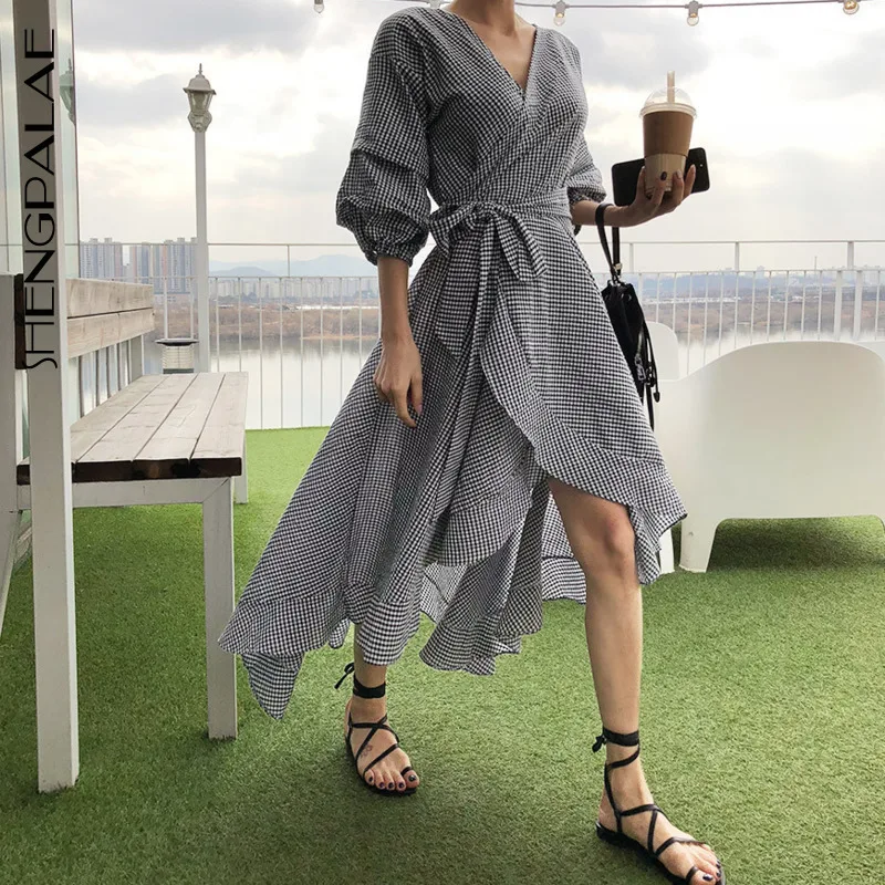 SHENGPALAE Plaid Dress Female Long Loose Lace-up Shirt Dress V-neck Puff Sleeve Irregular Hem 2019 New Summer Women Dress FM569
SHENGPALAE Plaid Dress Female Long Loose Lace-up Shirt Dress V-neck Puff Sleeve Irregular Hem 2019 New Summer Women Dress FM569