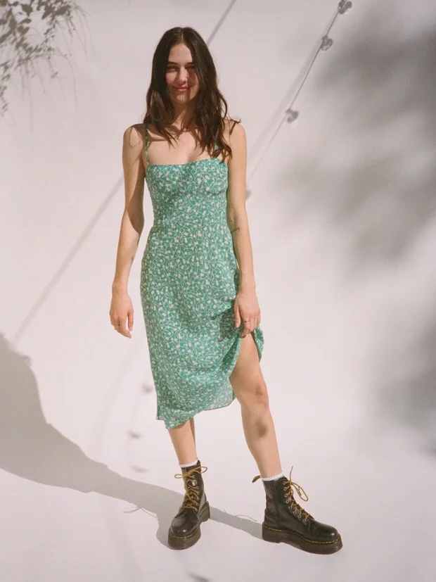 2019 Fashion New Women Long Dress 100% Silk Sleeveless Dress Wine Black Pockets Dress Summer YH233
2019 Fashion New Women Long Dress 100% Silk Sleeveless Dress Wine Black Pockets Dress Summer YH233