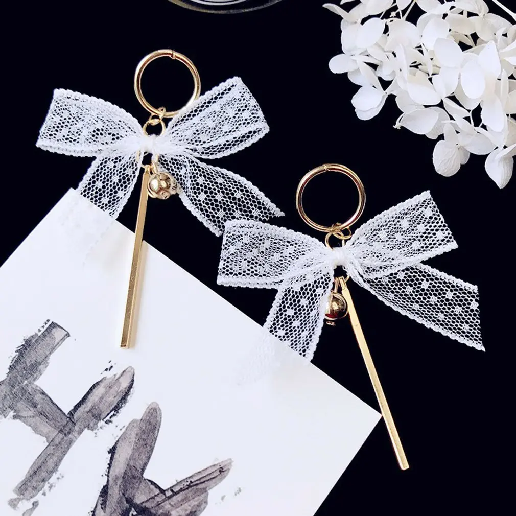 New Lace Ear Ring Silver Ear Decor Exquisite Fashionable Earring Ear Hook for Gift Use
New Lace Ear Ring Silver Ear Decor Exquisite Fashionable Earring Ear Hook for Gift Use