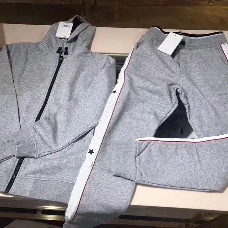 Children Clothes Set Kids Tracksuit Autumn Spring Boys Casual Clothes Suit hoodie+Pants 2pcs in middle of Dec
Children Clothes Set Kids Tracksuit Autumn Spring Boys Casual Clothes Suit hoodie+Pants 2pcs in middle of Dec