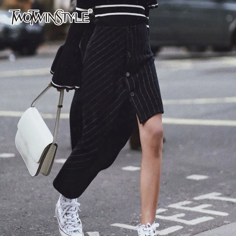 TWOTWINSTYLE Asymmetrical Striped Wool Skirts Female High Waist Irregular Black Women's Skirt 2019 Autumn Fashion Clothes New
TWOTWINSTYLE Asymmetrical Striped Wool Skirts Female High Waist Irregular Black Women's Skirt 2019 Autumn Fashion Clothes New