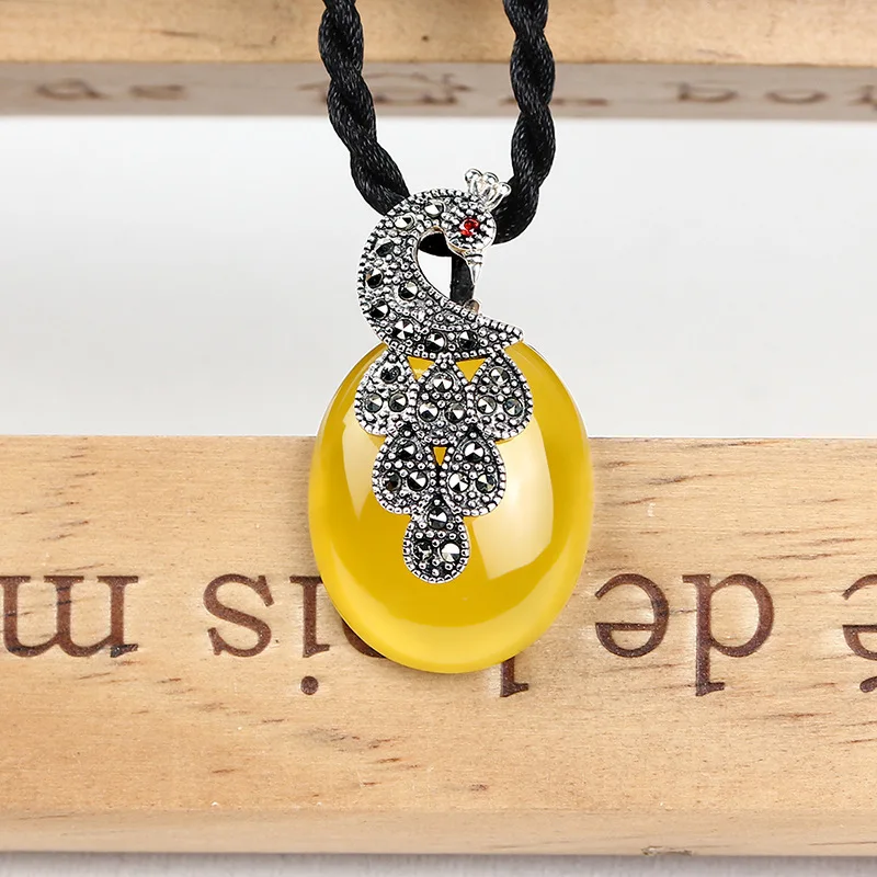 2019 New Druzy Reiki Ways Garnet Peacock National Atmospheric Wind Personality For Women Sweater Chain Pendant Speed Sell Tong
2019 New Druzy Reiki Ways Garnet Peacock National Atmospheric Wind Personality For Women Sweater Chain Pendant Speed Sell Tong