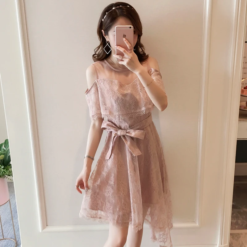2019 summer maternity nursing lace dress irregular short sleeve o-neck off shoulder mesh patchwork pregnant women dress cute
2019 summer maternity nursing lace dress irregular short sleeve o-neck off shoulder mesh patchwork pregnant women dress cute