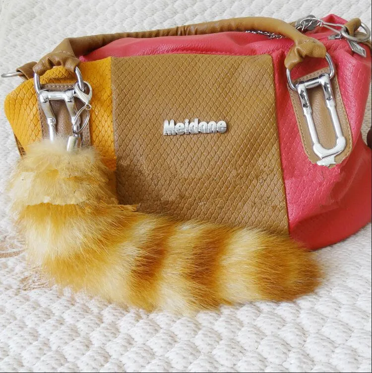 fluffy keychain real raccoon tail fur key ring accessories key pendant key chain fur two color A89
fluffy keychain real raccoon tail fur key ring accessories key pendant key chain fur two color A89