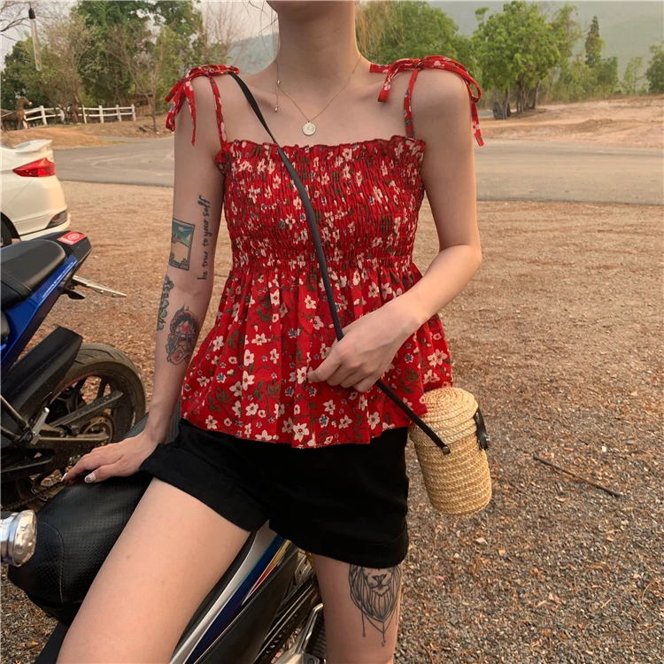 Summer Women Printing Chiffon Camisole Tops Female Polyester Small Flowers Tanks Sleeveless T shirts
Summer Women Printing Chiffon Camisole Tops Female Polyester Small Flowers Tanks Sleeveless T shirts