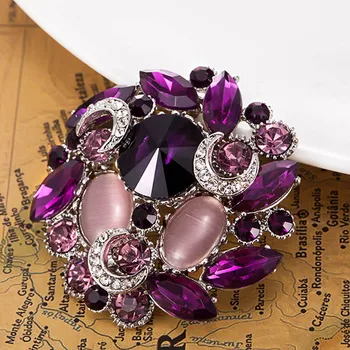 Stars Purple Brooch Women Brand Antique Gold Vintage Broaches Colares Bijuterias Perfecto Rhinestone Broches Bouquet Relogio Vaz
Stars Purple Brooch Women Brand Antique Gold Vintage Broaches Colares Bijuterias Perfecto Rhinestone Broches Bouquet Relogio Vaz