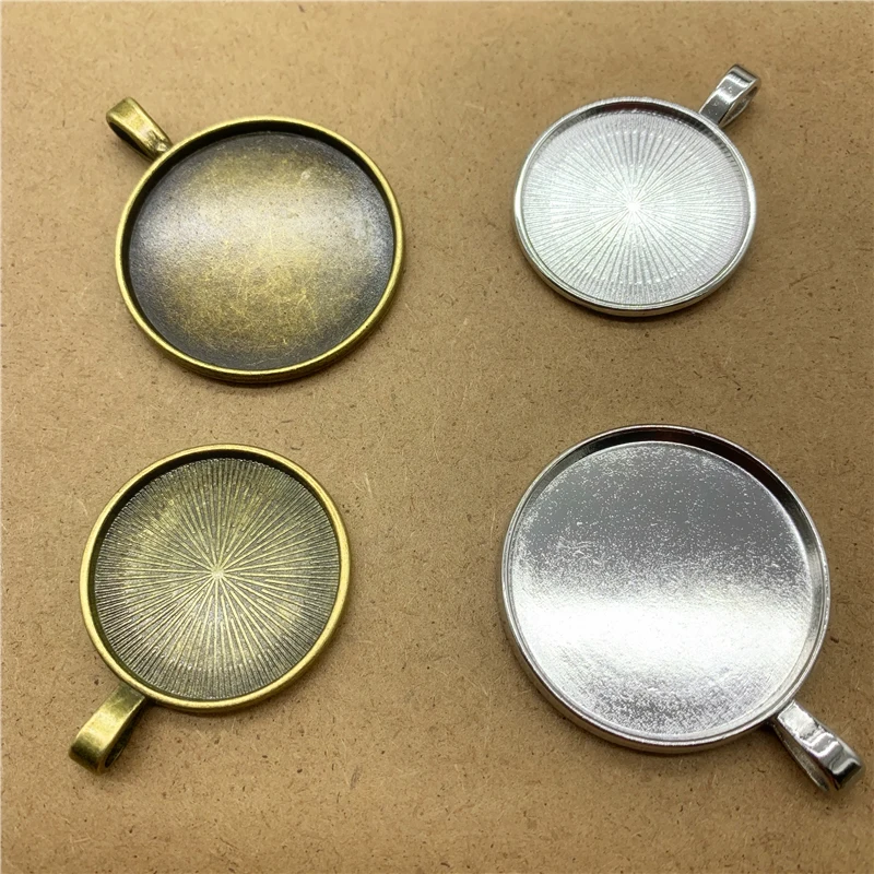 5pcs/lot 25mm/30mm Glass Cabochon Copper Material Cameo Base Setting DIY Pendant Bracelet Accessory
5pcs/lot 25mm/30mm Glass Cabochon Copper Material Cameo Base Setting DIY Pendant Bracelet Accessory