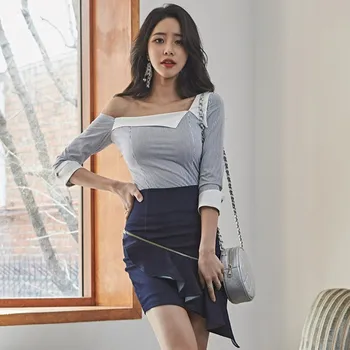 Casual Women Two Pieces Set Summer One Shoulder 3/4 Sleeve Striped Print Top + High Waist Zipper Ruffles Mini Pencil Skirt Suits
Casual Women Two Pieces Set Summer One Shoulder 3/4 Sleeve Striped Print Top + High Waist Zipper Ruffles Mini Pencil Skirt Suits