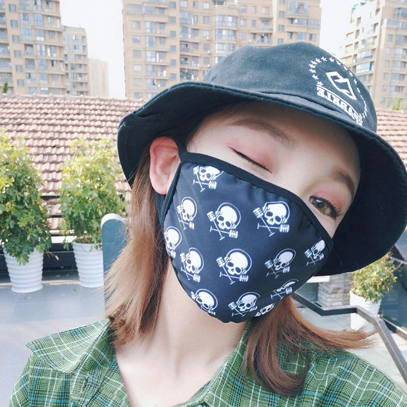Personality Mask On Mouth Black Dust Mask Respirator Mouth Face Mask hip Hop Hipster Accessories Cute Anti Pollution Mask Health
Personality Mask On Mouth Black Dust Mask Respirator Mouth Face Mask hip Hop Hipster Accessories Cute Anti Pollution Mask Health