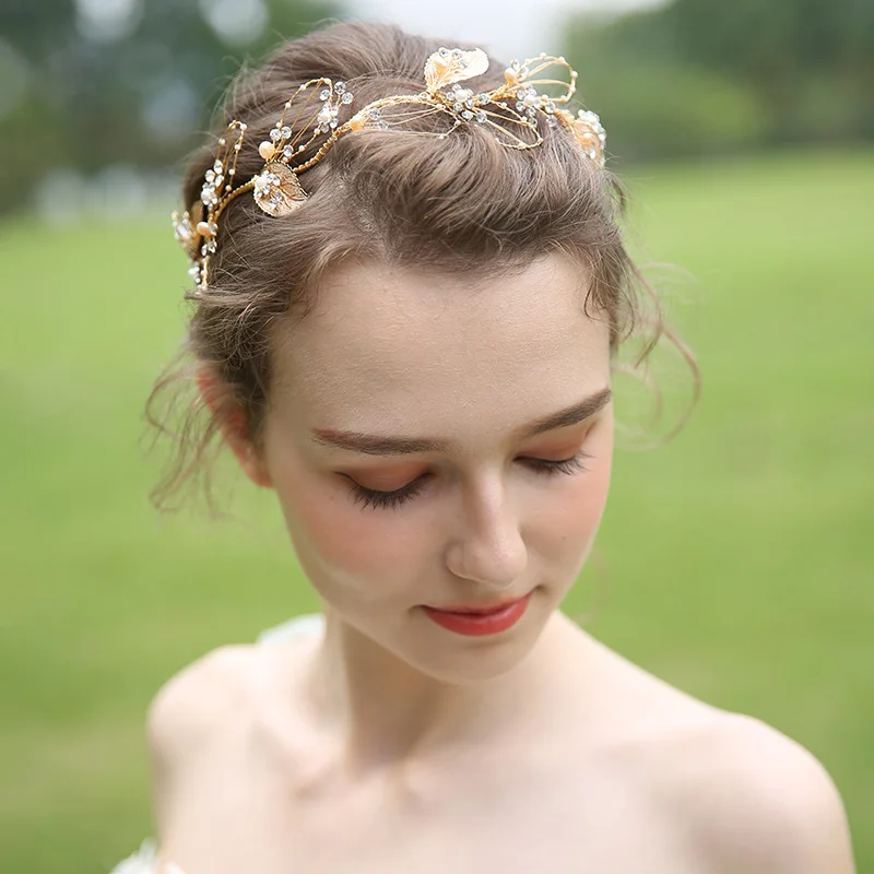 2018 Fashion Wedding Hair Wear Bride Ornaments Manual Make Golden Leaf Hair Band Light Water Drops Wedding Dress Headwear
2018 Fashion Wedding Hair Wear Bride Ornaments Manual Make Golden Leaf Hair Band Light Water Drops Wedding Dress Headwear