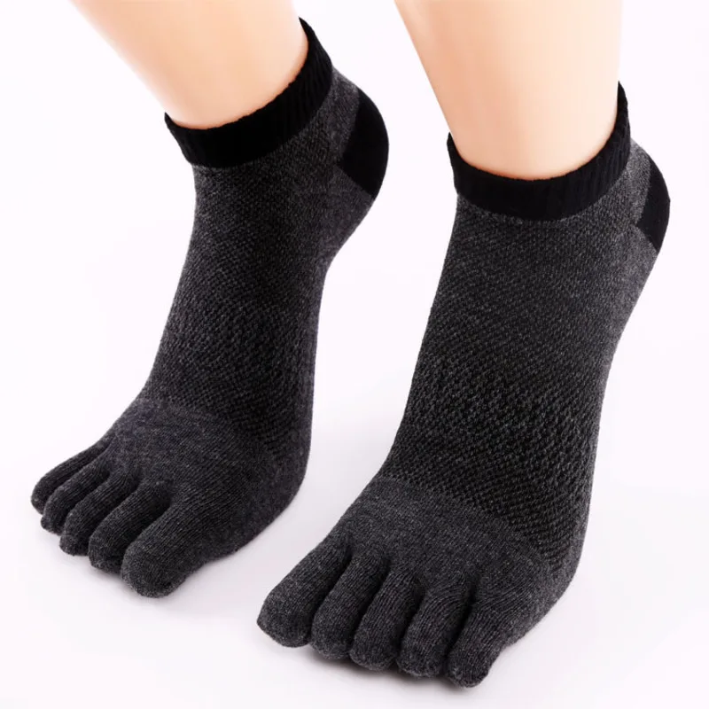 New Mens Breathable Ankle Running Cycling Clmping Toe Sock Comfortable Top Elastic Sport Five Finger Socks Male Cotton Soft Sock
New Mens Breathable Ankle Running Cycling Clmping Toe Sock Comfortable Top Elastic Sport Five Finger Socks Male Cotton Soft Sock