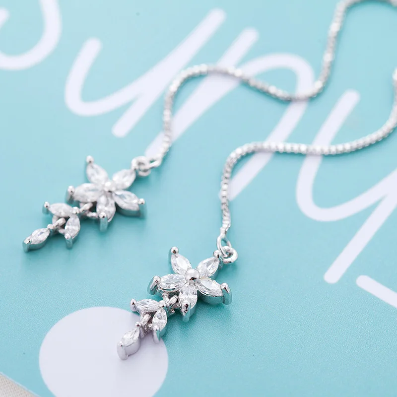 2019 Five petals flowers zircon long tassel Korean earrings 925 sterling sliver wholesale bridal chain earrings stone jewelry
2019 Five petals flowers zircon long tassel Korean earrings 925 sterling sliver wholesale bridal chain earrings stone jewelry