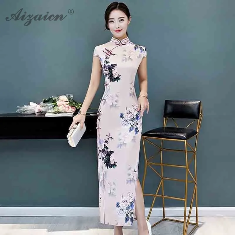 Spring Simple Elegant Cheongsam Pink Qi Pao Women Traditional Chinese Clothing Chinoise Long Dress Oriental Style Vintage Gown
Spring Simple Elegant Cheongsam Pink Qi Pao Women Traditional Chinese Clothing Chinoise Long Dress Oriental Style Vintage Gown