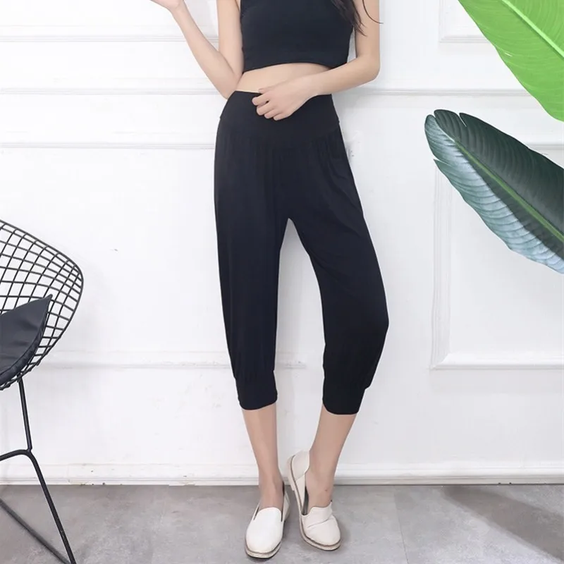 summer Women's clothing 2019 New Modal Casual harem pants Women Cropped trousers High waist Pleated sport pantalon femme Capris
summer Women's clothing 2019 New Modal Casual harem pants Women Cropped trousers High waist Pleated sport pantalon femme Capris