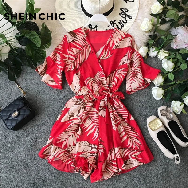 2019 Bohemian Summer Beach Women Rompers Elegant Plant Print Loose Playsuits Sexy V Neck Party Vacation Chiffon Rompers
2019 Bohemian Summer Beach Women Rompers Elegant Plant Print Loose Playsuits Sexy V Neck Party Vacation Chiffon Rompers