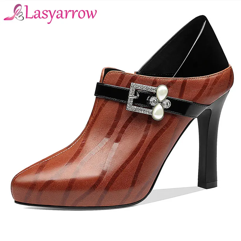 Lasyarrow Big Size 33-40 Women's Spring Pumps High Heels Shallow Ladies Dress Shoes Rhinestone Metal Buckle Strap Party Shoes
Lasyarrow Big Size 33-40 Women's Spring Pumps High Heels Shallow Ladies Dress Shoes Rhinestone Metal Buckle Strap Party Shoes