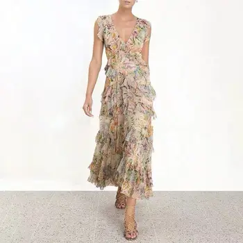 Comelsexy 2019 Summer Flowers Print Layers Ruffles Long Dress Designer Holiday Chiffon Dress Women Sleeveless Deep V Neck Dress
Comelsexy 2019 Summer Flowers Print Layers Ruffles Long Dress Designer Holiday Chiffon Dress Women Sleeveless Deep V Neck Dress