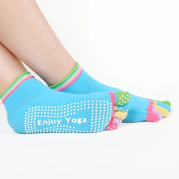 2019 New Women Five Fingers Apart Cotton Non-slip Socks Silicone Massage Fitness Socks for Women Sportswear Five Fingers Socks
2019 New Women Five Fingers Apart Cotton Non-slip Socks Silicone Massage Fitness Socks for Women Sportswear Five Fingers Socks