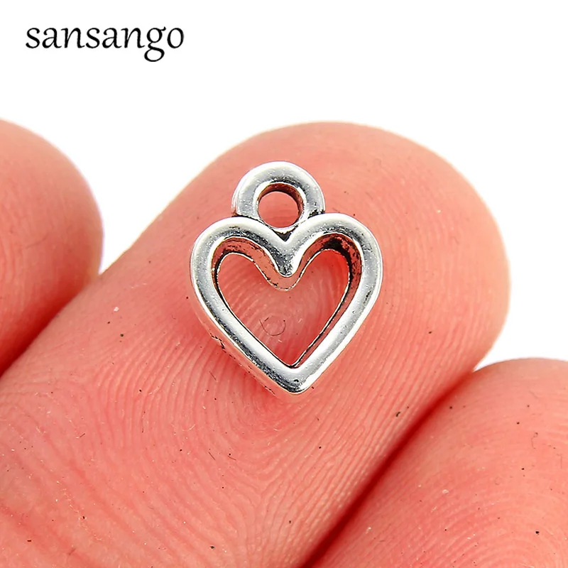 10pcs Wholesale New Tiny Alloy Love Heart Charms For Jewelry Making Accessories DIY Necklace Bracelets Earrings For Unisex Gift
10pcs Wholesale New Tiny Alloy Love Heart Charms For Jewelry Making Accessories DIY Necklace Bracelets Earrings For Unisex Gift