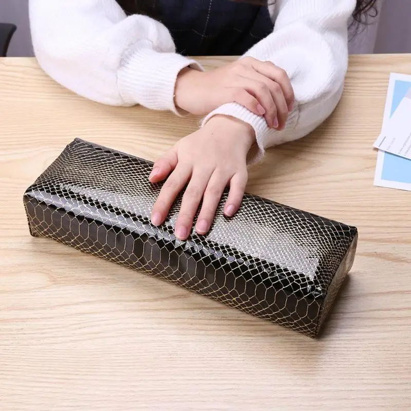 1pc Hand Cushion Manicure Nail Pillow Holder PU Leather Soft Hand Rests Flowers Snake Skin Arm Rest Nail Tools
1pc Hand Cushion Manicure Nail Pillow Holder PU Leather Soft Hand Rests Flowers Snake Skin Arm Rest Nail Tools