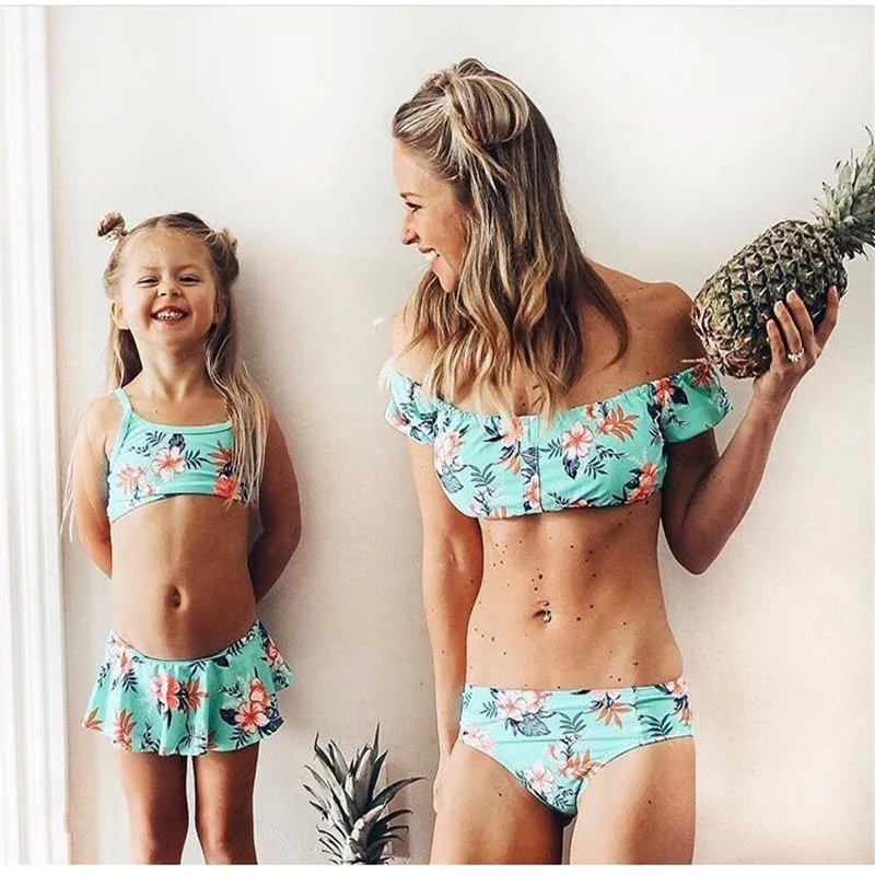 Family Matching Swimwear Floral Bikini Set Mom Daughter Swim Suit Women Bikini Girls Swimsuit Beachwear Mother Daughter Swimwear
Family Matching Swimwear Floral Bikini Set Mom Daughter Swim Suit Women Bikini Girls Swimsuit Beachwear Mother Daughter Swimwear