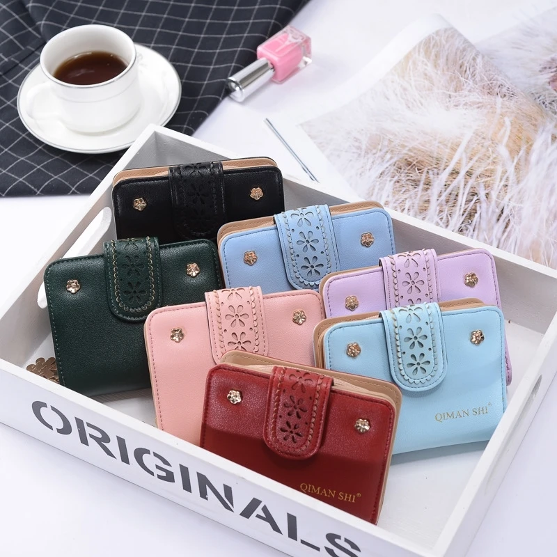 Wallet Female Short Paragraph Autumn And Winter Female Korean Version Student Folding Simple Hollow Zipper Hand
Wallet Female Short Paragraph Autumn And Winter Female Korean Version Student Folding Simple Hollow Zipper Hand