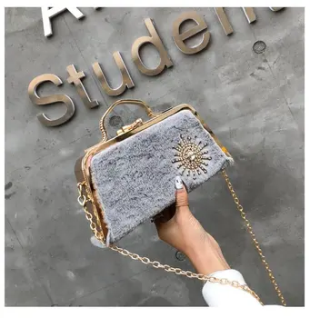 2020 High Quality Metal Buckle Girls Party Clutch Fashion Famous Brand Messenger Purse Designer Totes Shoulder Handbag Women Bag
2020 High Quality Metal Buckle Girls Party Clutch Fashion Famous Brand Messenger Purse Designer Totes Shoulder Handbag Women Bag