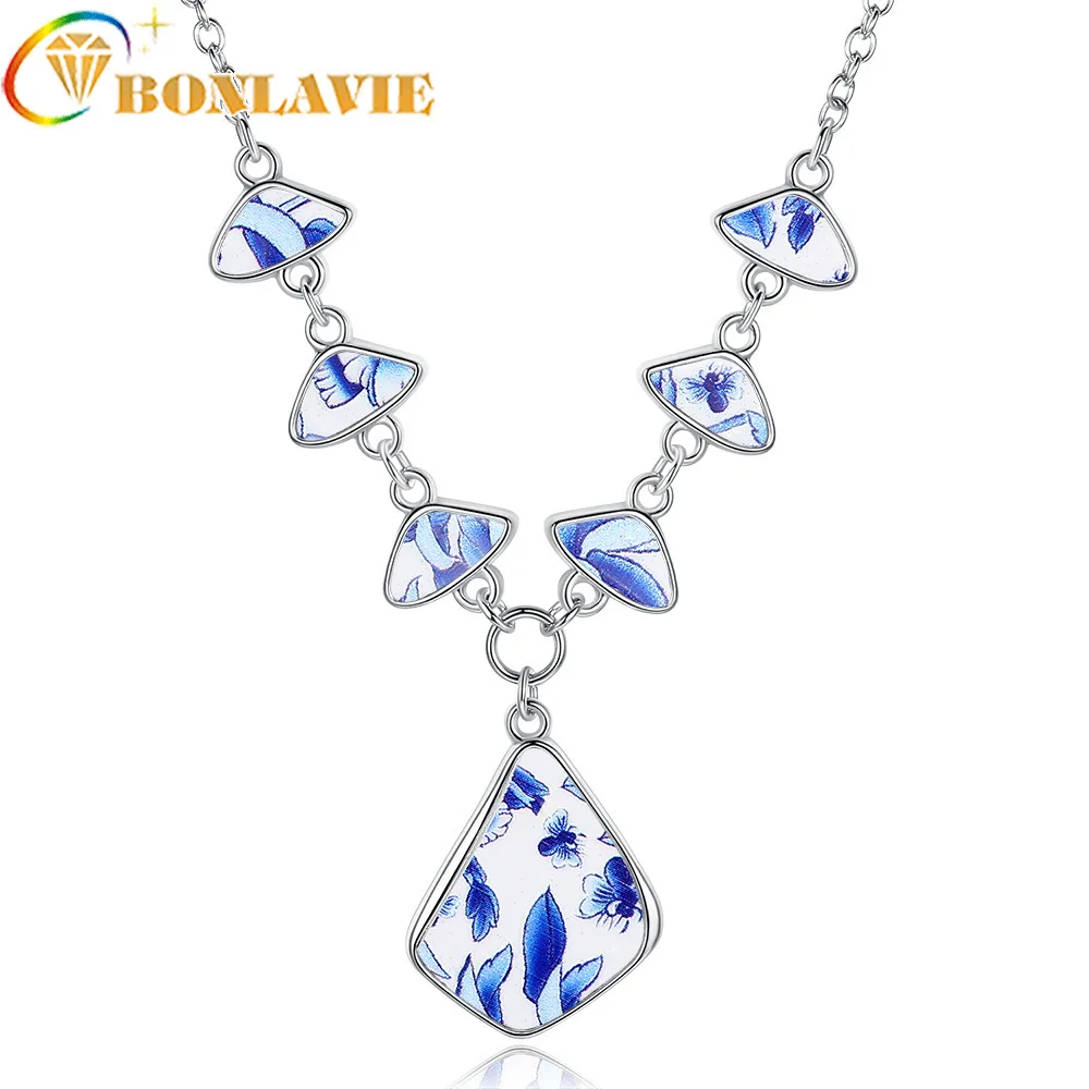 Vintage Imitation Blue And White Porcelain alloy Pendant boho Necklace Pendant Handmade For Women Jewelry Party Gift
Vintage Imitation Blue And White Porcelain alloy Pendant boho Necklace Pendant Handmade For Women Jewelry Party Gift