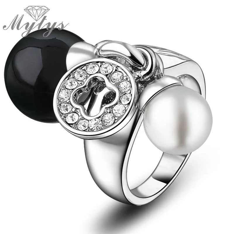 Mytys White and Black Double Pearls Ring 2018 Fashion Gift Female Jewelry Pearls Rings For Women R1219
Mytys White and Black Double Pearls Ring 2018 Fashion Gift Female Jewelry Pearls Rings For Women R1219