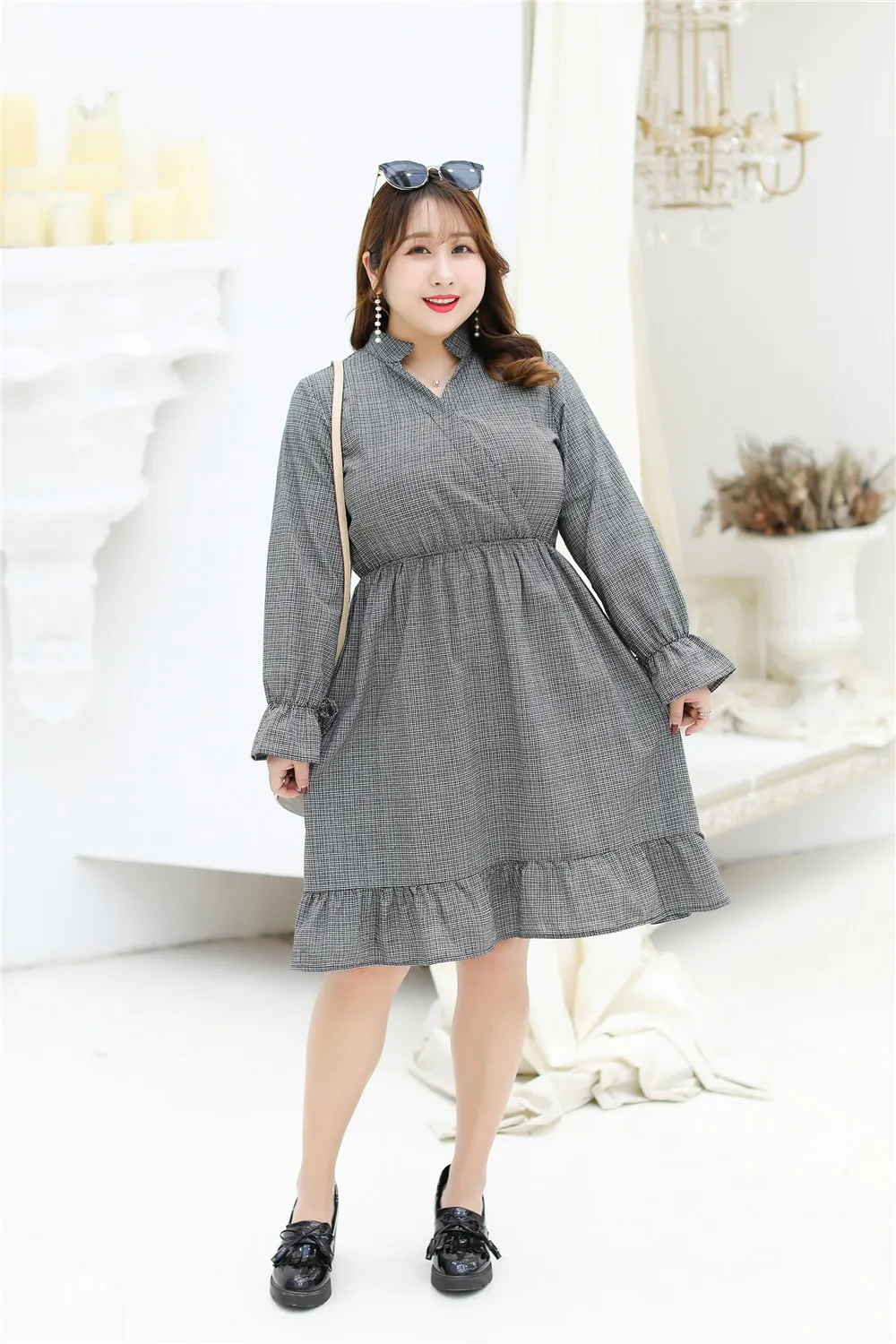 MINSUNDA Plus Size V Neck Cut Long Sleeve Plaid Dress Women Lace Up Cuff Waist Elastic Dresses Casual A Line Ruffle Hem Dress
MINSUNDA Plus Size V Neck Cut Long Sleeve Plaid Dress Women Lace Up Cuff Waist Elastic Dresses Casual A Line Ruffle Hem Dress