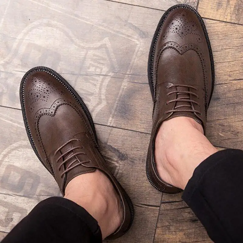 Men shoes chunky low heels Drivingg male man lace up round toe macvise wedding brogue british shoes C01292 zapatos de hombres
Men shoes chunky low heels Drivingg male man lace up round toe macvise wedding brogue british shoes C01292 zapatos de hombres